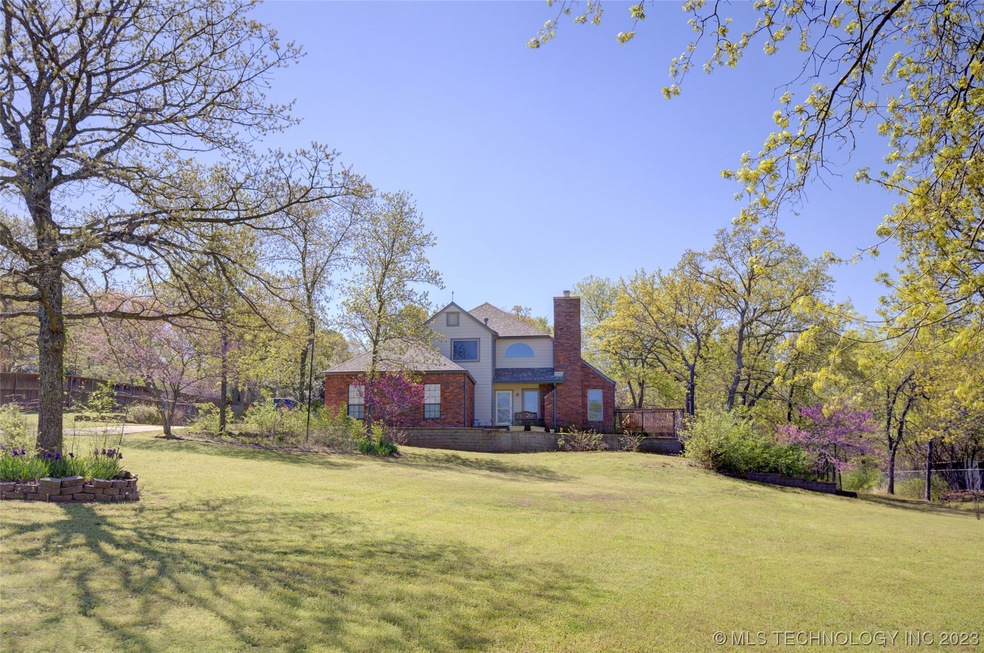 4330 Colonial Dr, Sapulpa, OK 74066 - photo 1