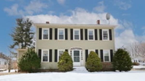 141 Quinapoxet Ln, Worcester, MA 01606 - photo 1