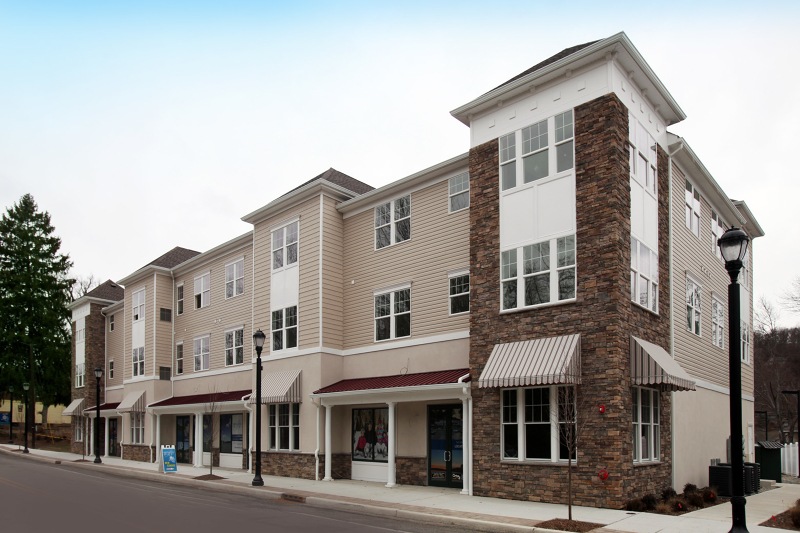 5 W River Styx Rd unit 304, Hopatcong, NJ 07843 - photo 1