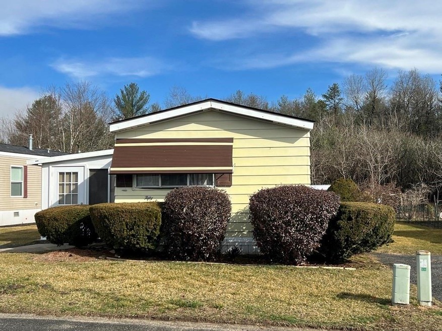 56 Warfield Dr, Westfield, MA 01085 - photo 1