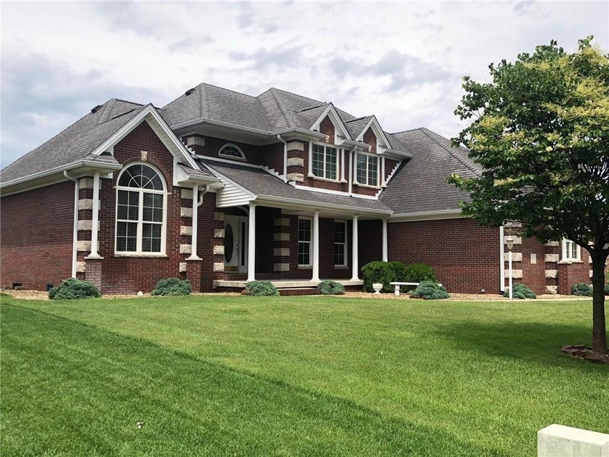 3550 Valley Dr, Columbus, IN 47203 - photo 1