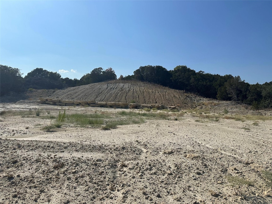 1154 Eagles Bluff Dr, Weatherford, TX 76087 - photo 1