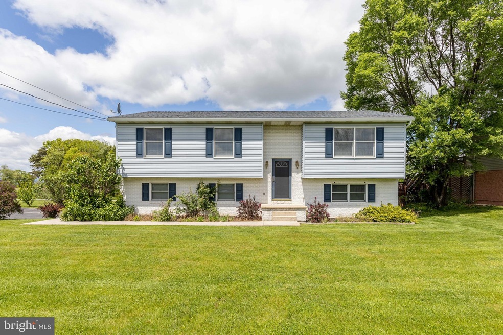 1341 Warm Spring Rd, Chambersburg, PA 17202 - photo 1