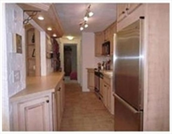 140 Swanson Rd unit 423, Boxborough, MA 01719 - photo 1