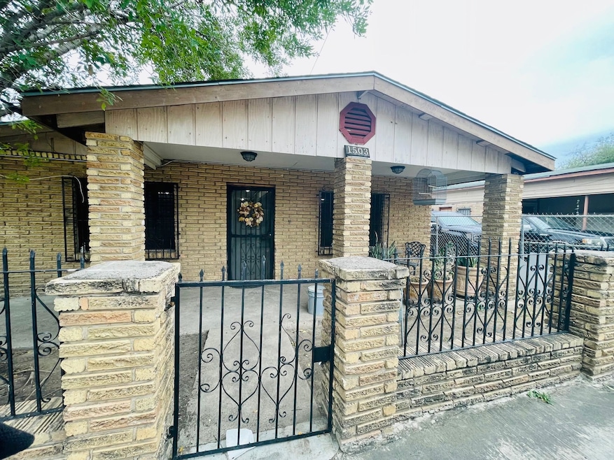 1503 Chicago St, Laredo, TX 78041 - photo 1