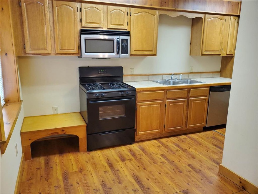 9 Roberts Rd unit 105, Canaan, NH 03741 - photo 1