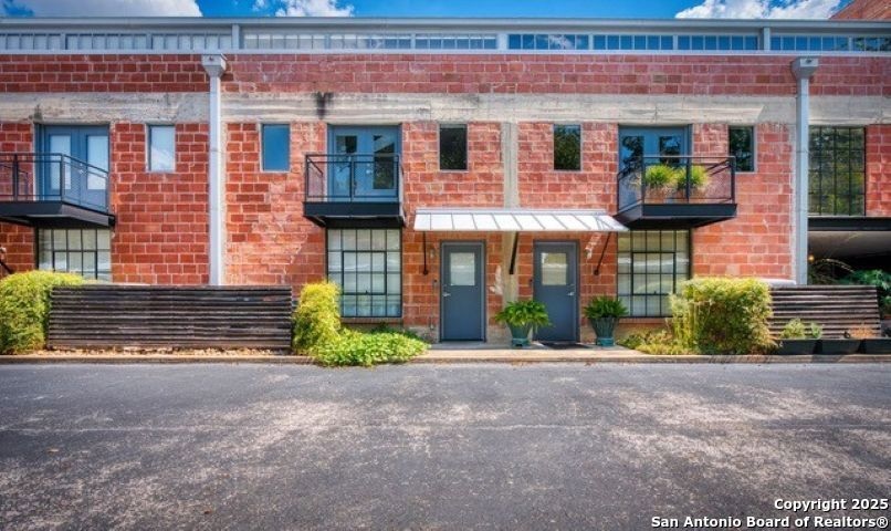 For Rent $4,750/month