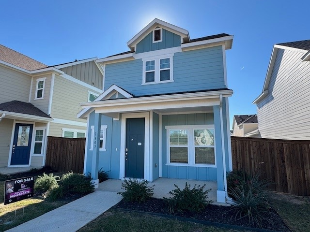 1403 Avocado Ln, Gainesville, TX 76240 - photo 1