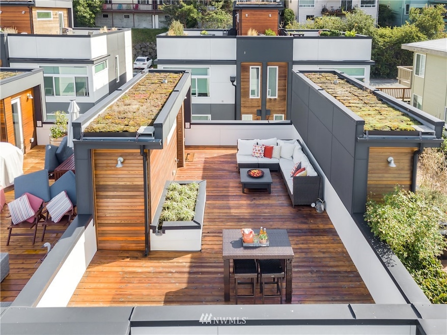 2560 14th Ave W unit B, Seattle, WA 98119 - photo 1