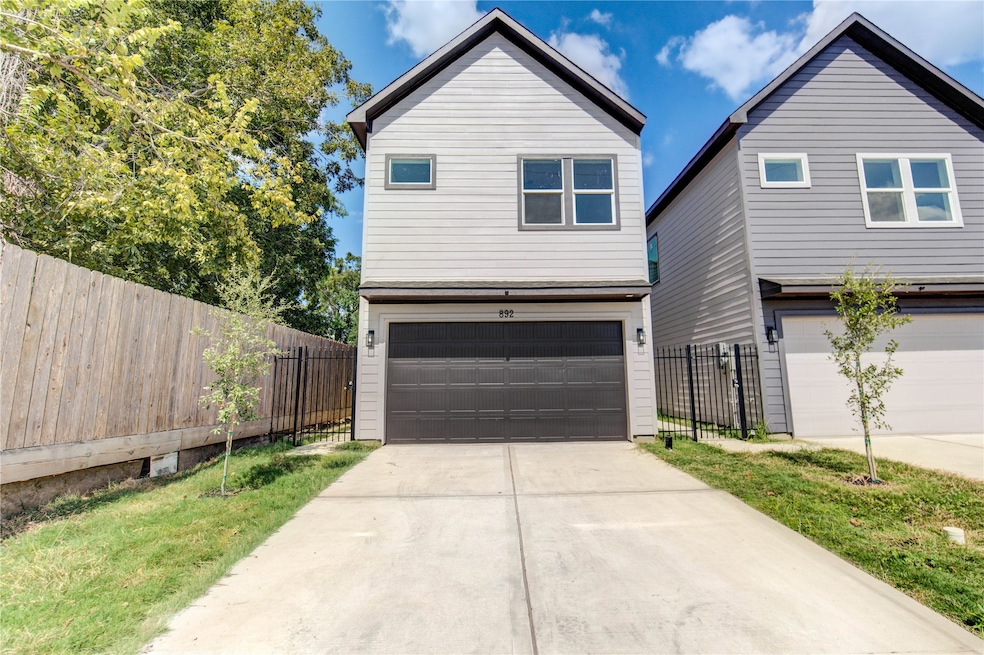 892 Paul Quinn St, Houston, TX 77091 - photo 1