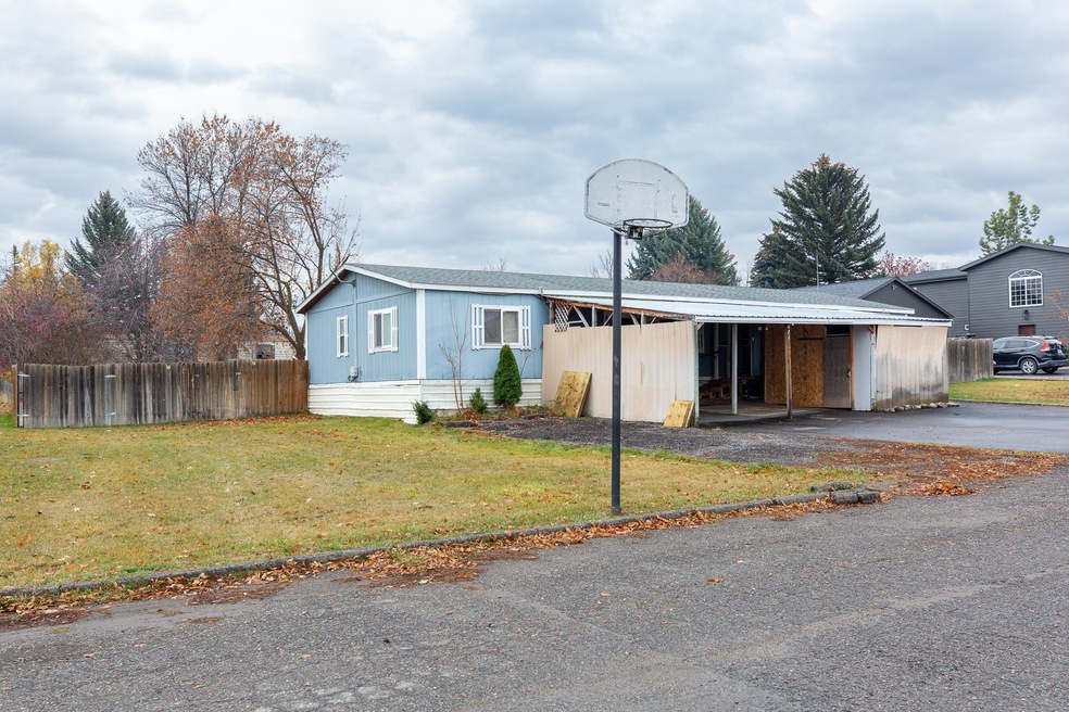 2165 Hummingbird Dr, Missoula, MT 59808 - photo 1