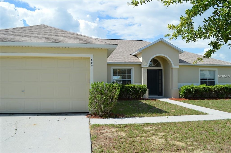609 Hatchwood Dr, Haines City, FL 33844 - photo 1