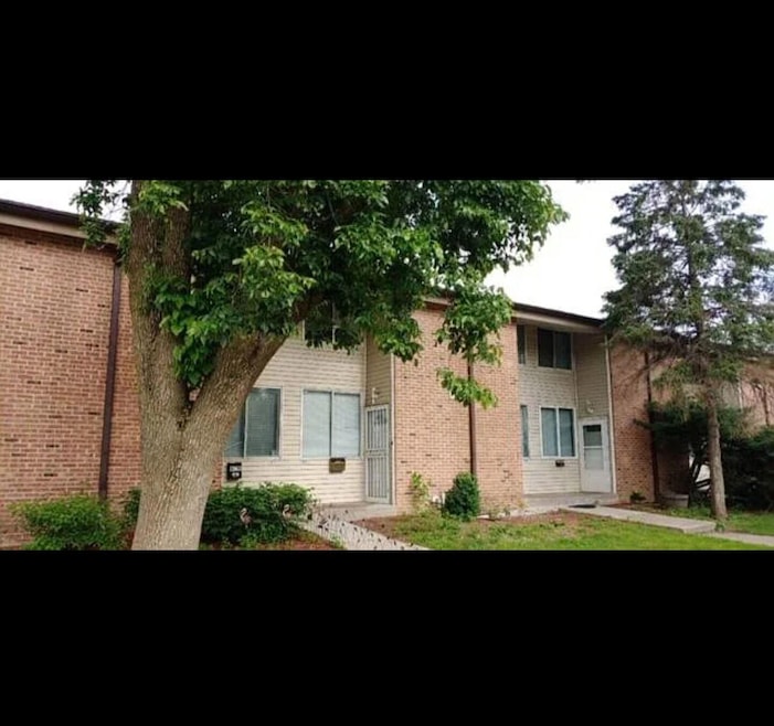 9076 N 95th St unit F, Milwaukee, WI 53224 - photo 1