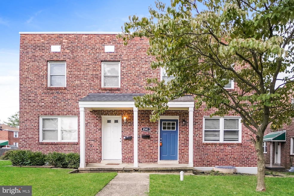 8541 Chestnut Oak Rd, Parkville, MD 21234 - photo 1