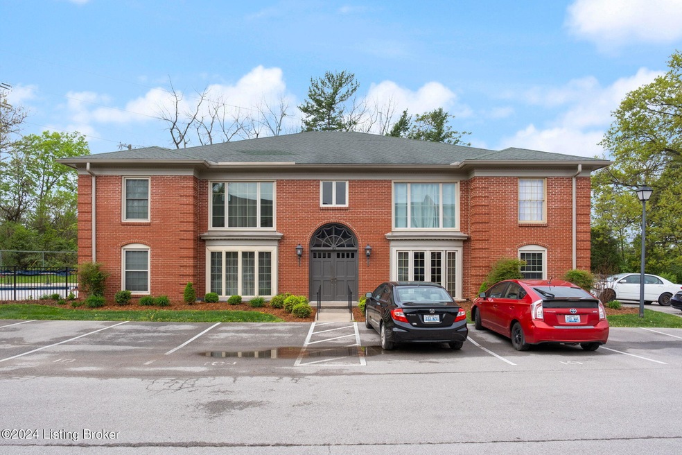 10 Dupont Way Apt 6-1