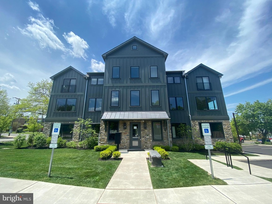 1300 Bethlehem Pike unit 32, Flourtown, PA 19031 - photo 1