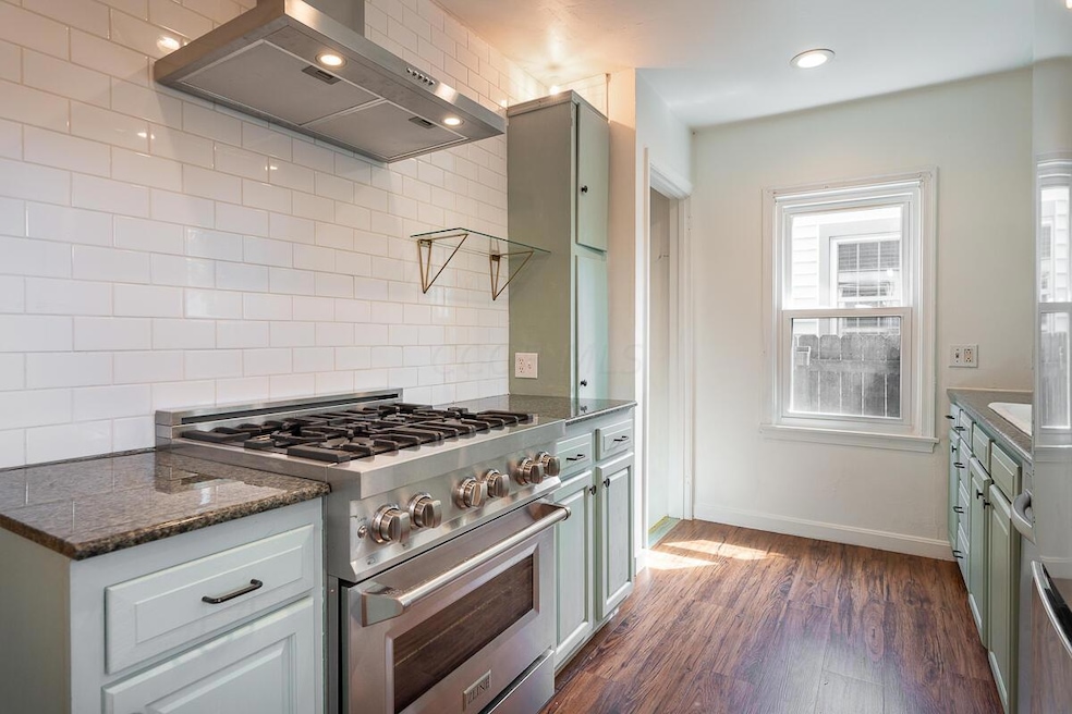 343 E Royal Forest Blvd, Columbus, OH 43214 - photo 1