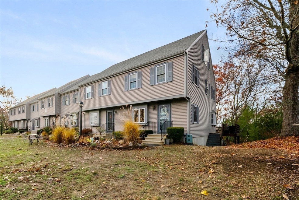 Pending $443,000 • Co-Listing Agent