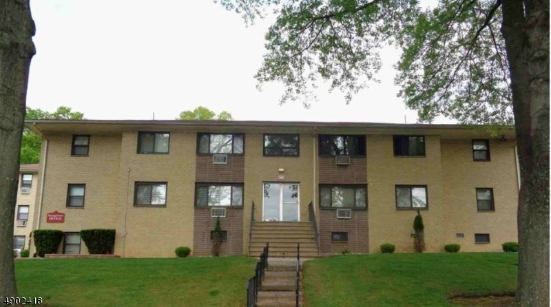 401 Us Highway 22, North Plainfield, NJ 07060 - photo 1