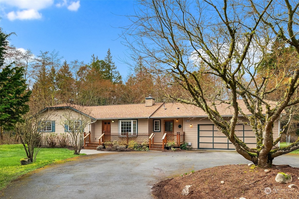 13115 Vashon Hwy SW, Vashon, WA 98070 - photo 1