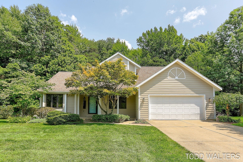 7-web-or-mls-4619-forest-ln