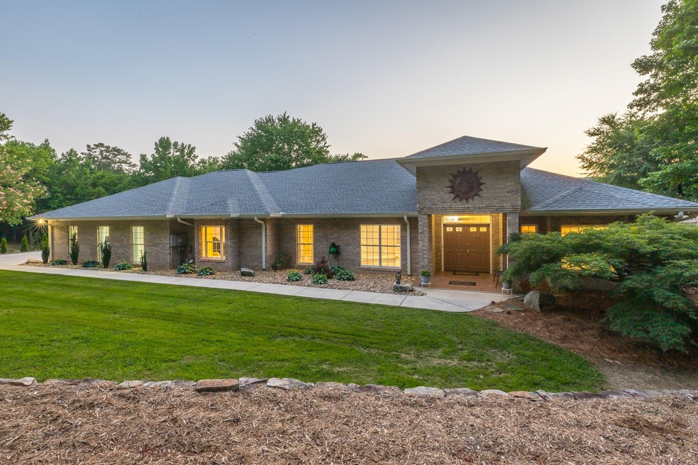 2229 Reed Rd, Dalton, GA 30720 - photo 1