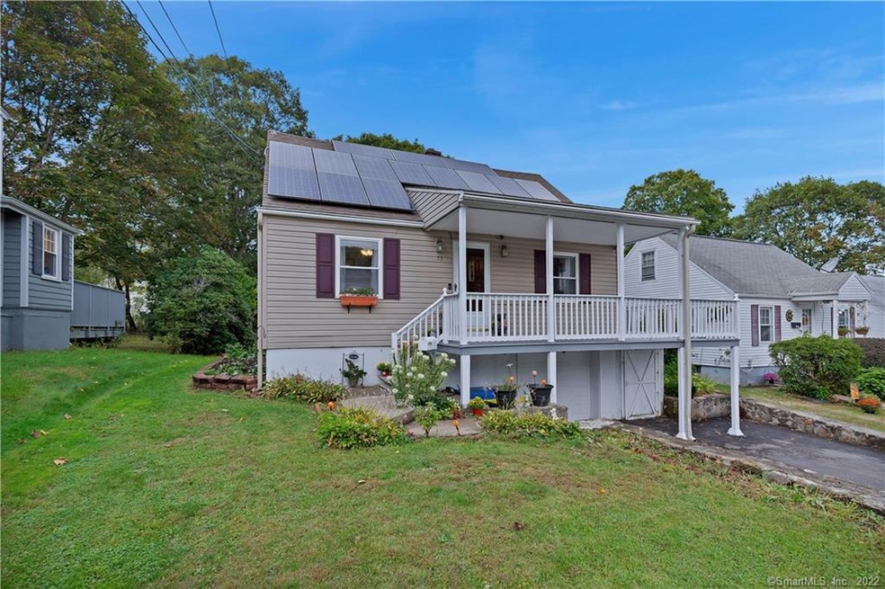 73 Macarthur Dr, Waterbury, CT 06704 - photo 1