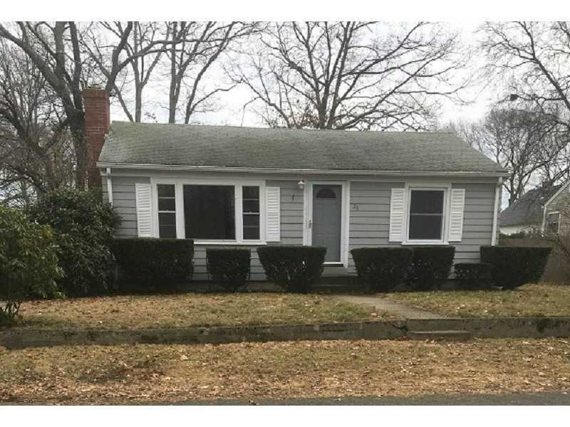 26 Everglade Ave, Warwick, RI 02886 - photo 1