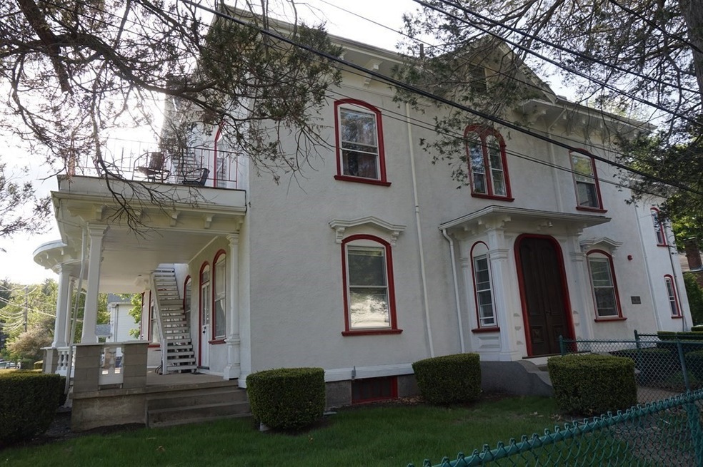 73 Elm Rd unit 2, Newton, MA 02460 - photo 1