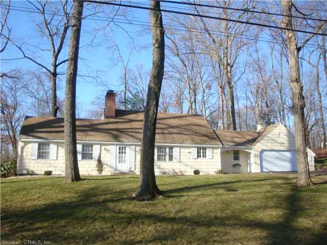 27 Woodridge Cir, West Hartford, CT 06107 - photo 1