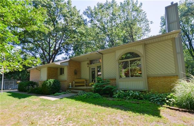 7845 Allan Court HDR49.jpg