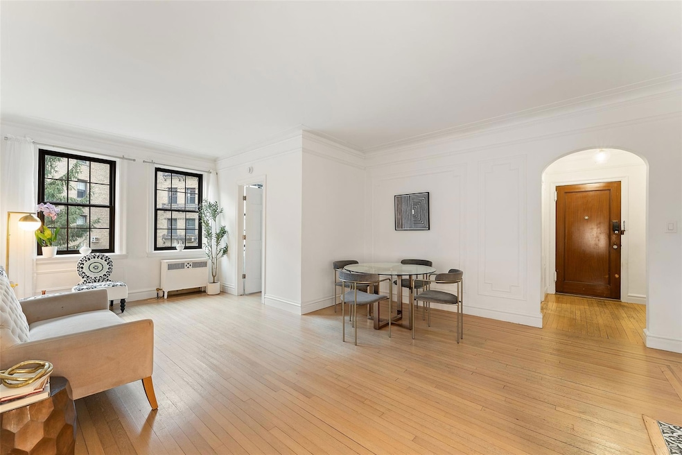 Chatsworth Gardens unit 3A, Larchmont, NY 10538 - photo 1