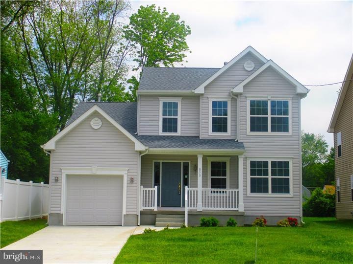 850 Crescent Ave, Runnemede, NJ 08078 - photo 1