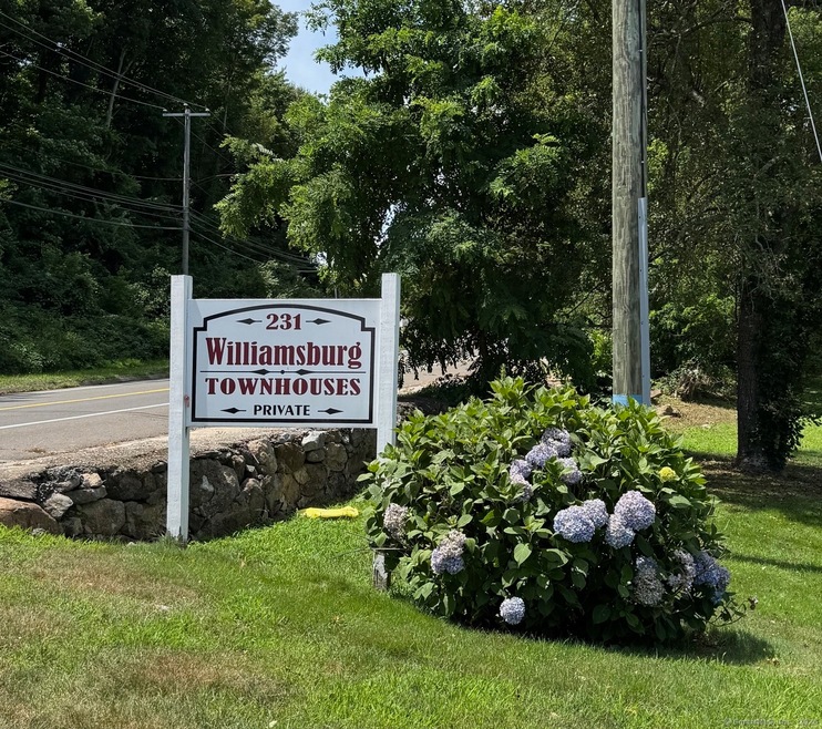 231 Boston Post Rd unit 23, East Lyme, CT 06333 - photo 1