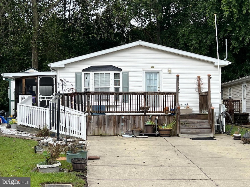 84 Edward Ln, Lothian, MD 20711 - photo 1