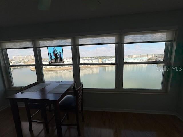 Town Shores of Gulport unit 610, Gulfport, FL 33707 - photo 1