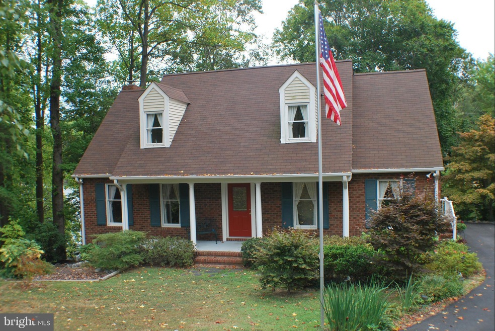 290 Queens Way, Montross, VA 22520 - photo 1