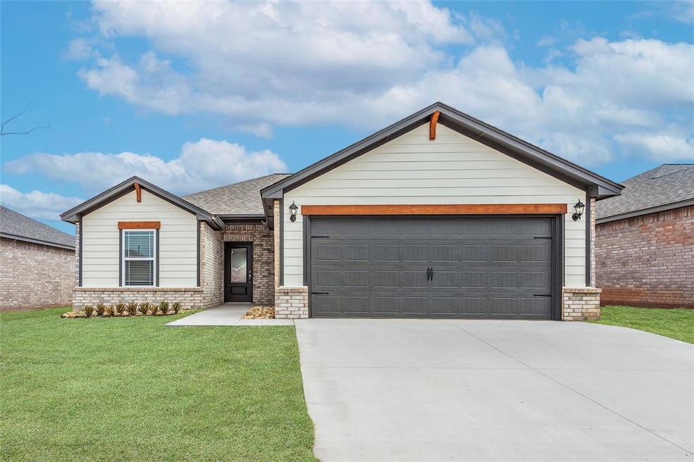 1808 Palmatum Rd, El Reno, OK 73036 - photo 1