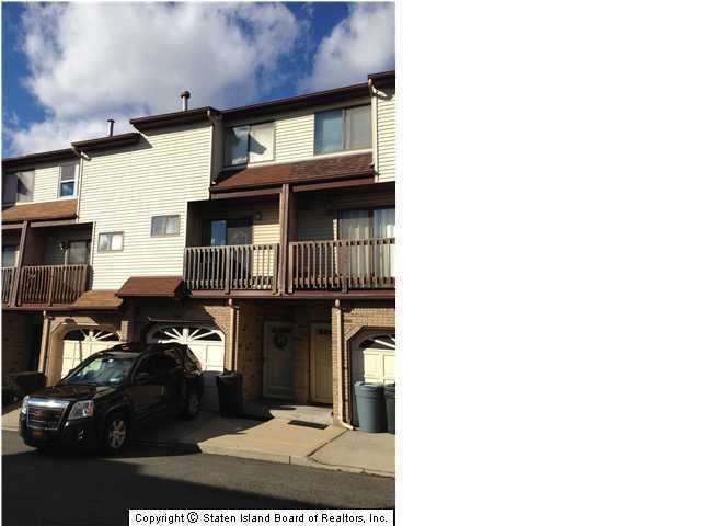 21 Eric Ln, Staten Island, NY 10308 - photo 1