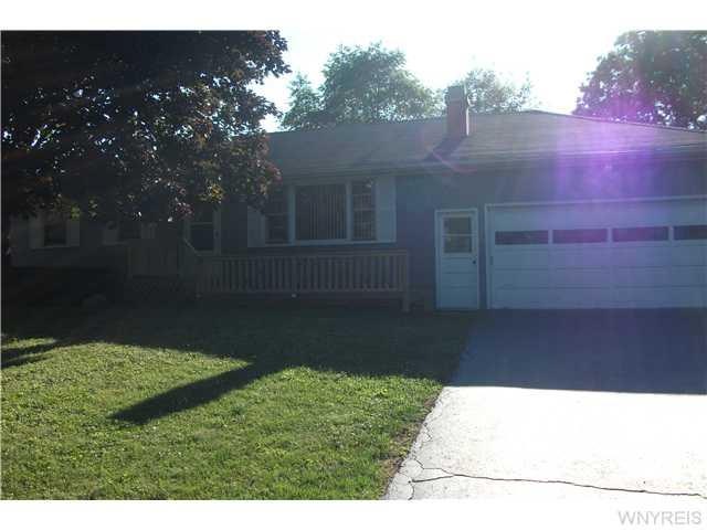 Exterior Front Welcome to 5549 Homestead Road!