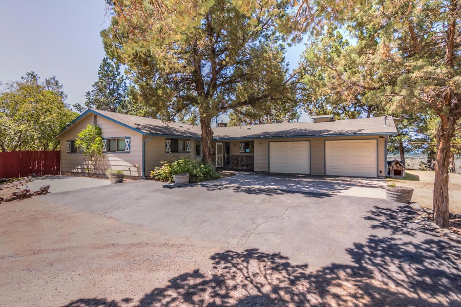 Larsen Rd 61175 RS (1 of 6)