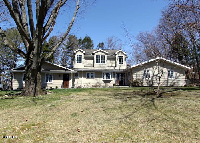 10 Horse Shoe Ln, Stamford, CT 06903 - photo 1