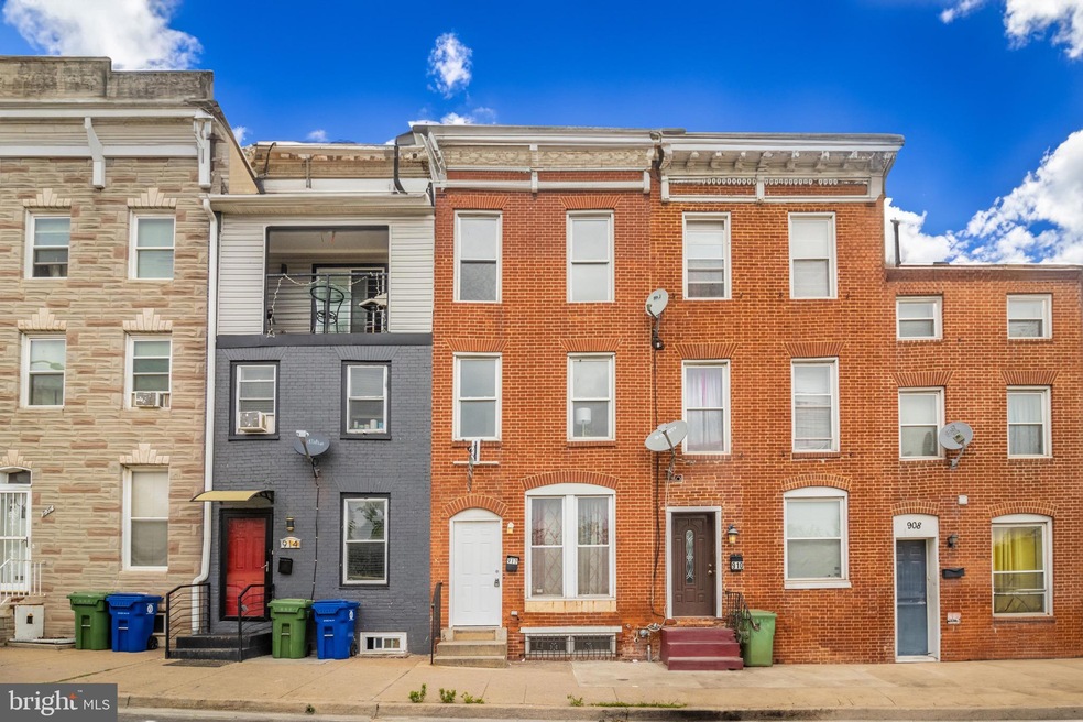 912 W Franklin St, Baltimore, MD 21223 - photo 1