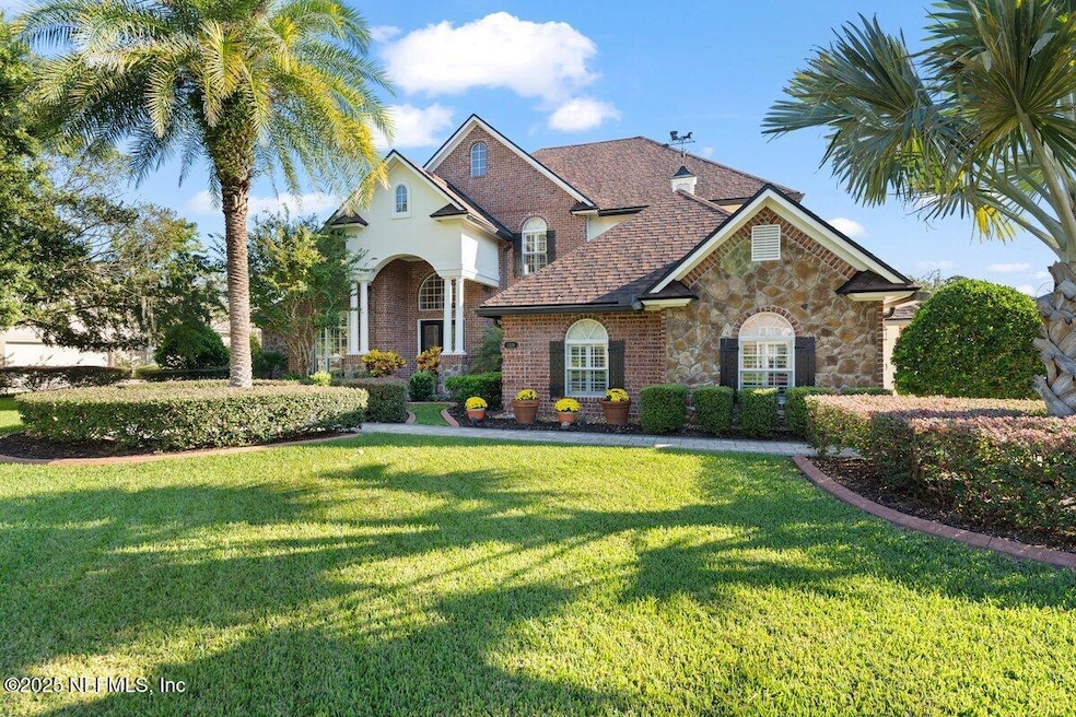 Under Contract $835,000