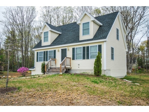 65 Hawthorne Cir, Somersworth, NH 03878 - photo 1