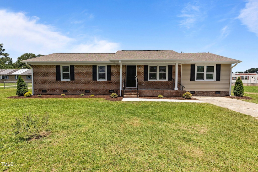 1-web-or-mls-AZ3A5245