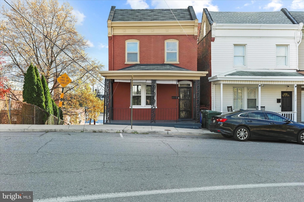 320 N Prospect St, Hagerstown, MD 21740 - photo 1