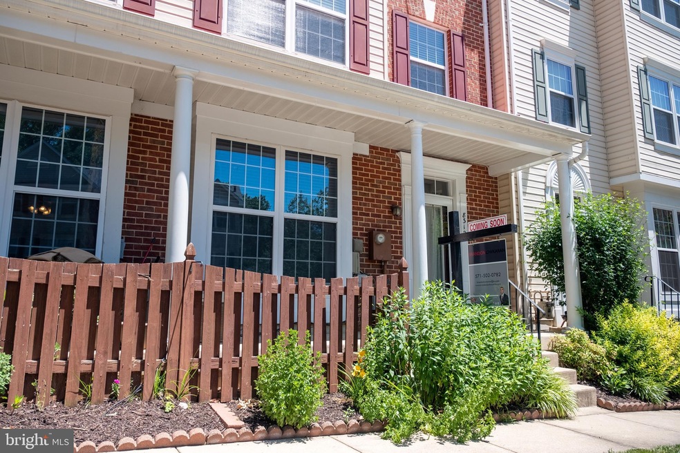 8312 Snowy Egrit Way unit 42, Lorton, VA 22079 - photo 1
