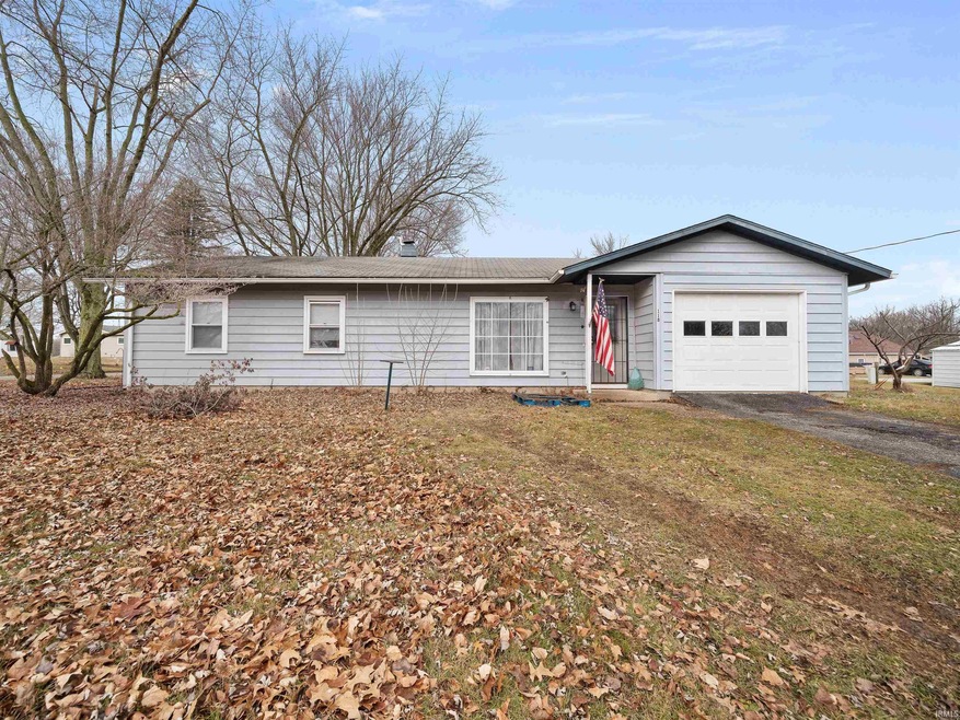 118 Hillcrest Dr, Warren, IN 46792 - photo 1