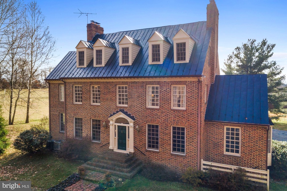 20252 Unison Rd, Round Hill, VA 20141 - photo 1